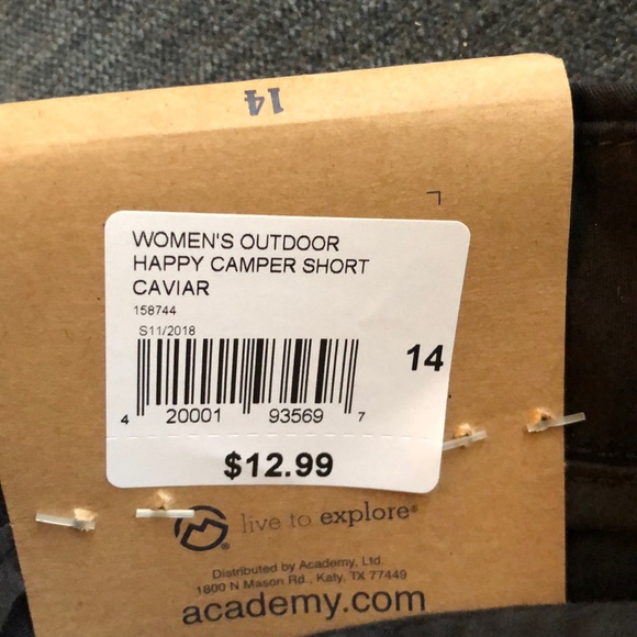 Shorts - Picture 4 of 4